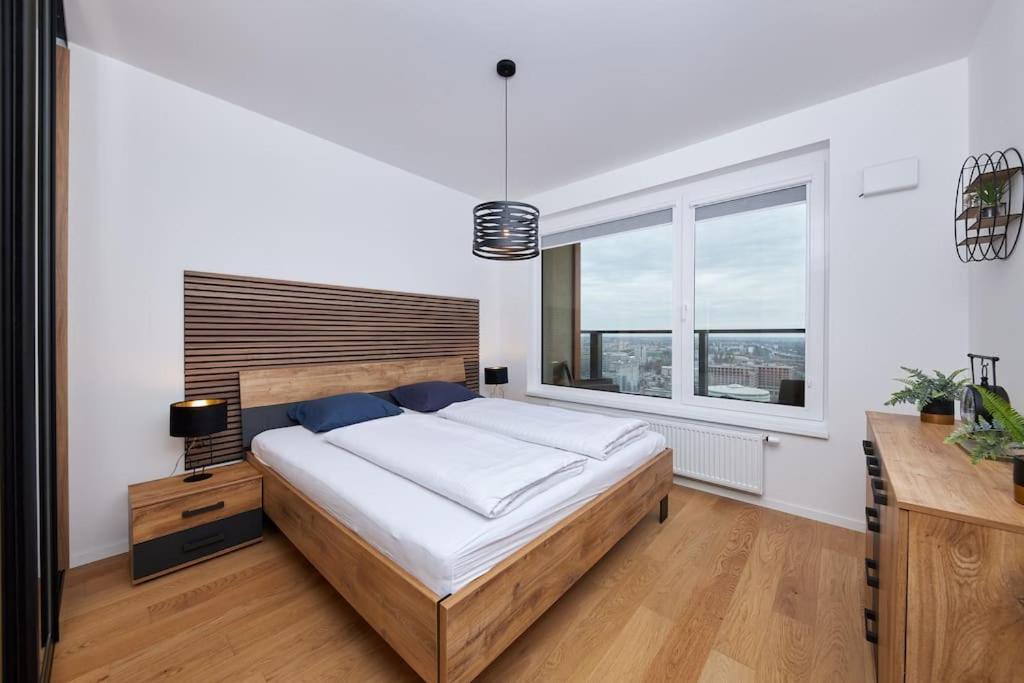 5Min2Centre, View & Free Parking Apartman Pozsony Kültér fotó